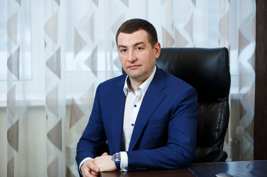 Руководитель Мега Дент.jpg Руководитель Мега Дент.jpg